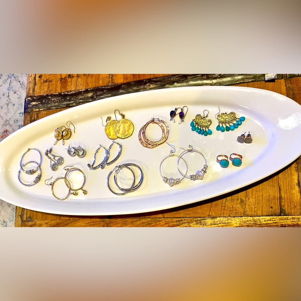 Bundle OF 14 EARRINGS. Some are vintage
